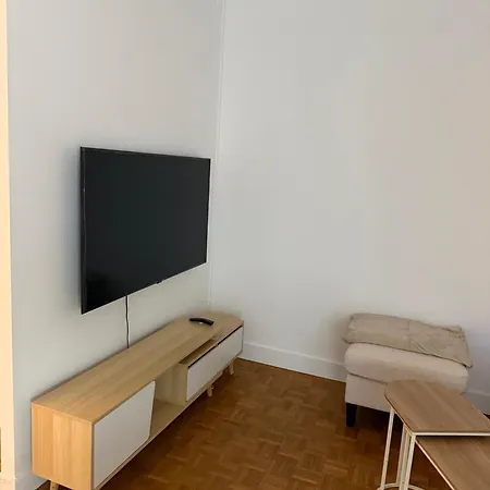 Cosy 17eme דירה *